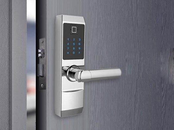 比如24小时上门开锁公司