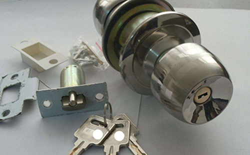 比如24小时上门开锁公司