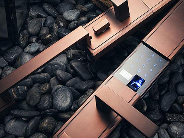 比如24小时上门开锁公司