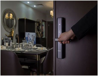 比如24小时上门开锁公司