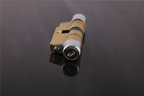 比如24小时上门开锁公司