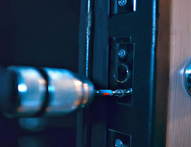 比如24小时上门开锁公司